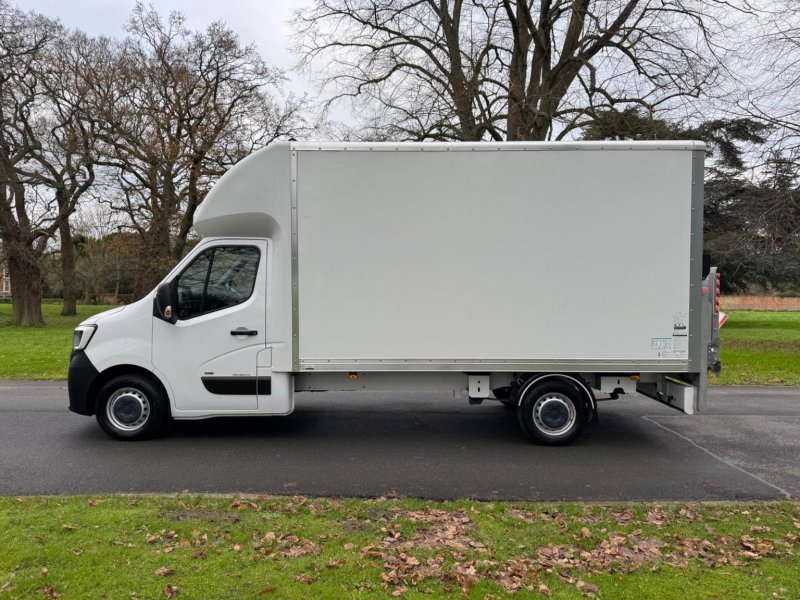 RENAULT MASTER